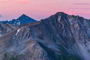 梦见火山爆发(做梦梦见火山爆发是什么意思)